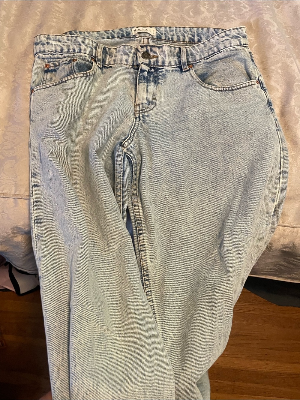 Light Wash Women's High-Rise MOTEL Jeans - Classic Denim SIZE W30 L32